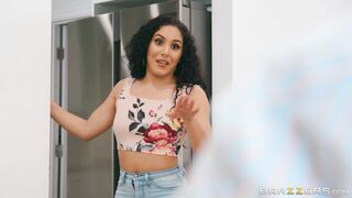 Karma Rx gives sneakily blowjob to Keiran