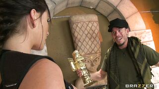 Destiny Dixon loves to suck big meaty dick