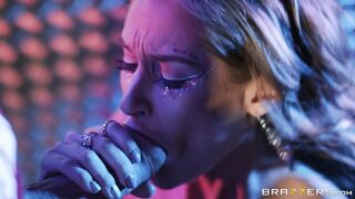 Tiffany Tatum is sucking the enormous cock