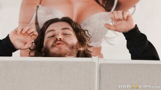 Nicolette Shea gives nice blow and tit jobs