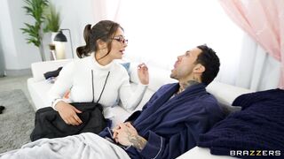 Dr. Tru Kait pay a visit to Small Hands