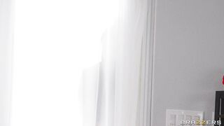 Xander Corvus is masturbating on Dee Williams and Ember Snow