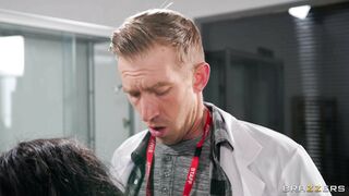 MILF Kiki Minaj gets fucked by horny doctor standing