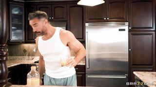 Tiffany Watson is squirting