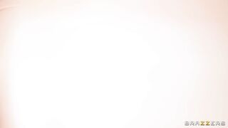 Charles Dera is banging MILFs Phoenix Marie and Luna Star