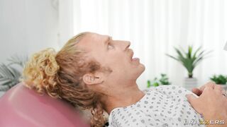 Demi Sutra gives perfect blowjob