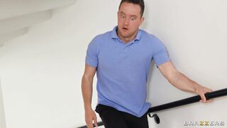 Van Wylde gets his cock sucked off by Jenna J Foxx and Amari Anne