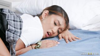 Jax Slayher is fucking Clara Trinity's pussy doggystyle