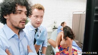 Cherie DeVille is licking Antonella La Sirena's pussy