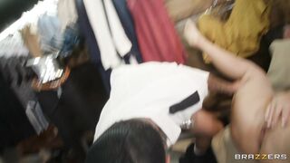 Mellanie Monroe spread legs and got her pussy nailed