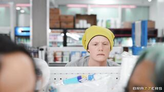 Gaby Ortega gets her pussy licked by Jordyn Falls