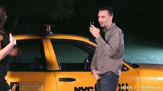 Destiny Dixon sucked taxi driver's cock