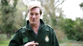 Kerry Louise does an incredible blowjob