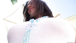 Roxanne Rae posing nude and showing her hair pussy