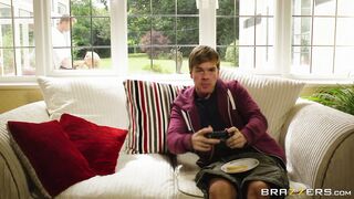 Leigh Darby sucks and fucks Danny while her son's at home