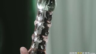 Cameron Dee lets the doctor fuck her ass with different objects