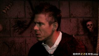 Ultimate slut Audrey Bitoni awakens from her slumber horny as hell