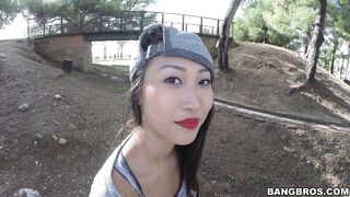 Asian bitch Sharon Lee has a big perfect ass