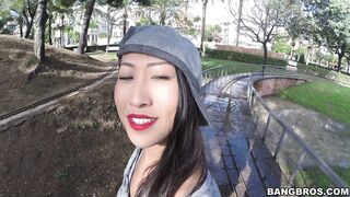 Asian bitch Sharon Lee has a big perfect ass