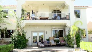 Kaylani Lei plays with her pussy in the bathtub