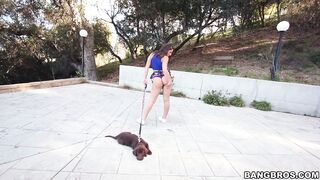 Abella Danger teases outdoor showing her goods