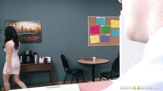 Ariana Marie sucks cock in few inches away from Isis Love